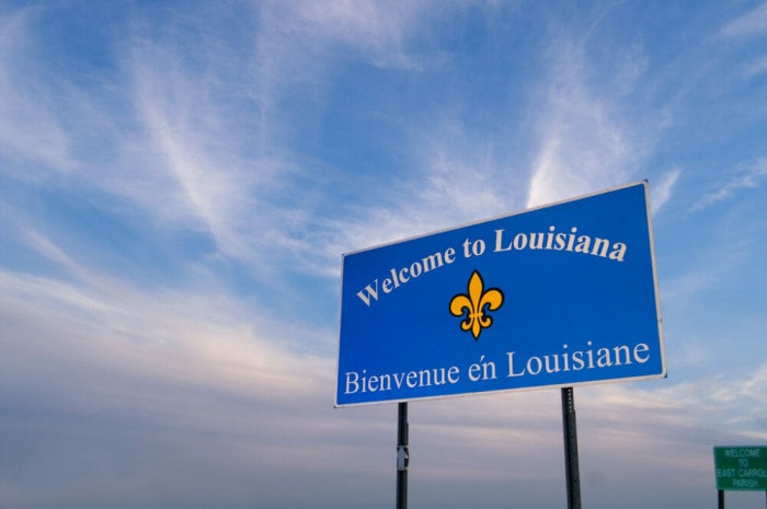 A bilingual Louisiana welcome.